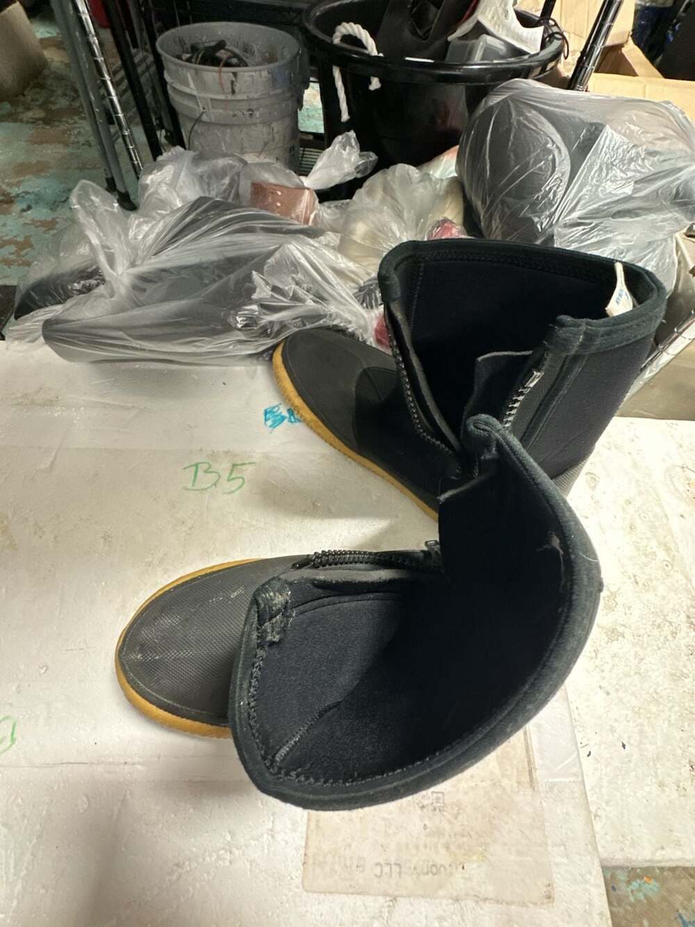 Hodgman Neoprene Zipper Wading Boots Size 12